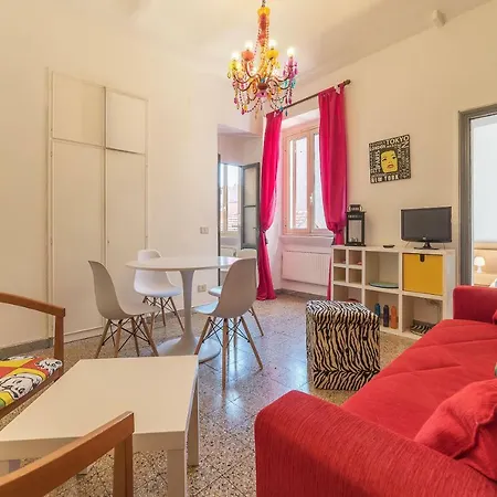 Apartment Iflat Vatican Delightful And Colored Rome