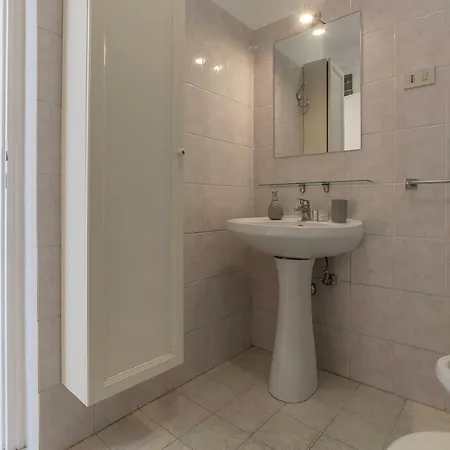 Apartment Iflat Vatican Delightful And Colored Rome